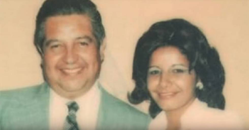 Adriana Rivas y Manuel Contreras, titular de la policía secreta de Pinochet, en una captura del documental 'El pacto de Adriana'