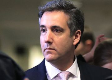 Cohen abandona el comité de Inteligencia del Senado tras declarar, el 26 de febrero.