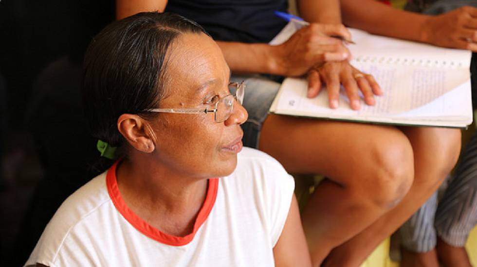 Desarrollar nuevas habilidades para enfrentar un mundo cambiante es fundamental, incluso durante la adultez.