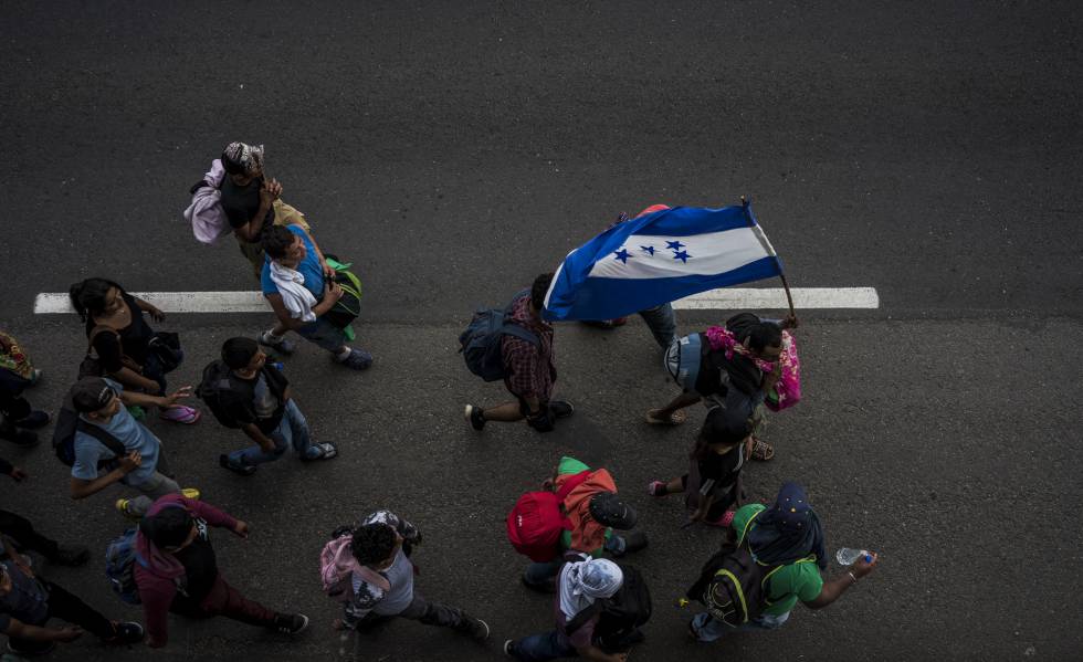 Migrantes centroamericanos en la frontera entre México y Guatemala.