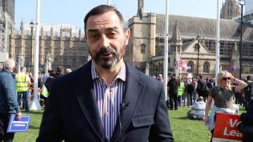 El Reino Unido afronta el dilema de un Brexit salvaje o una prórroga larga