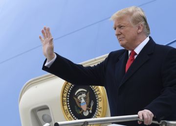 Trump da (malos) consejos sobre cómo apagar el fuego en Notre Dame