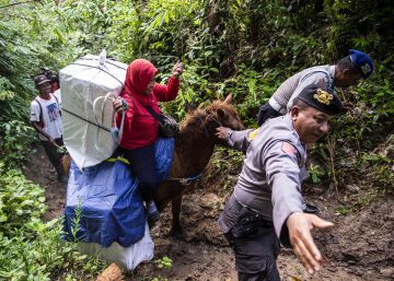 Más de 300 trabajadores muertos por agotamiento en el recuento de votos de las elecciones de Indonesia