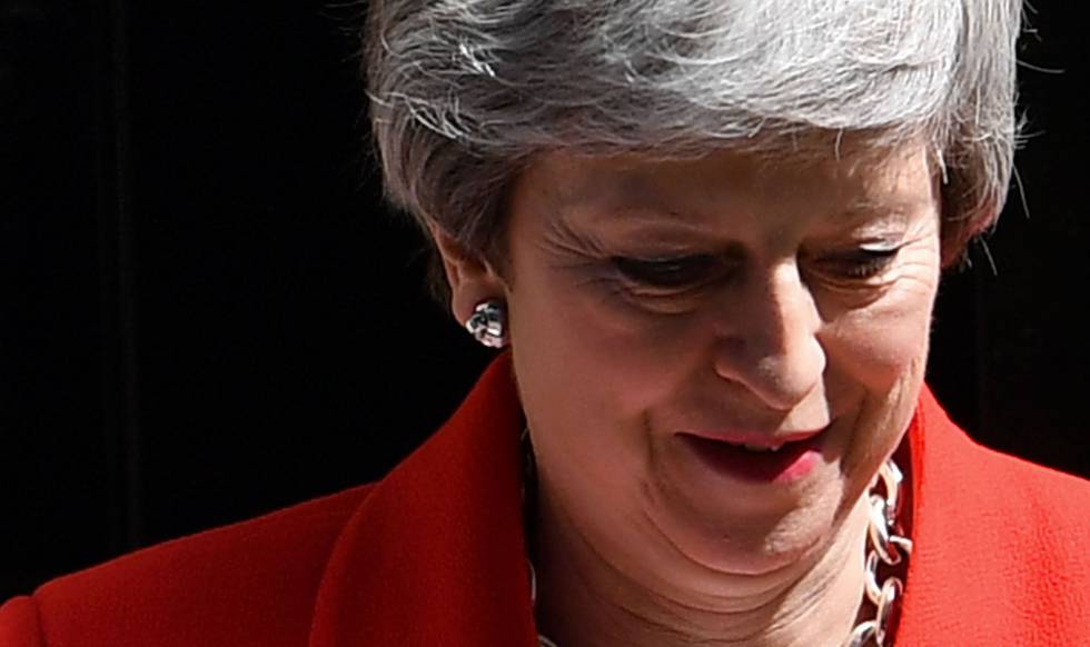 A primeira-ministra britÃ¢nica, Theresa May, em Londres. Em vÃ­deo, May fala sobre as condiÃ§Ãµes para a realizaÃ§Ã£o do segundo referendo.