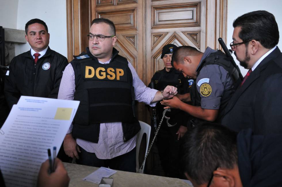Duarte, en Guatemala, cuando fue extraditado a MÃ©xico en 2017. 
