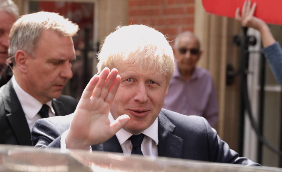 Boris Johson abandona este lunes su oficina de campaña en Londres.