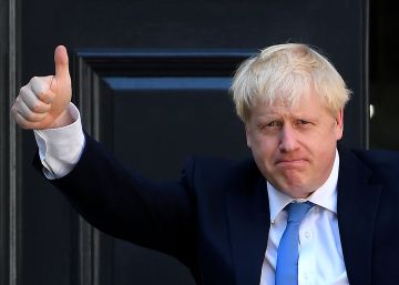 Boris Johnson, a su llegada a la sede 'tory' en Londres, este martes.