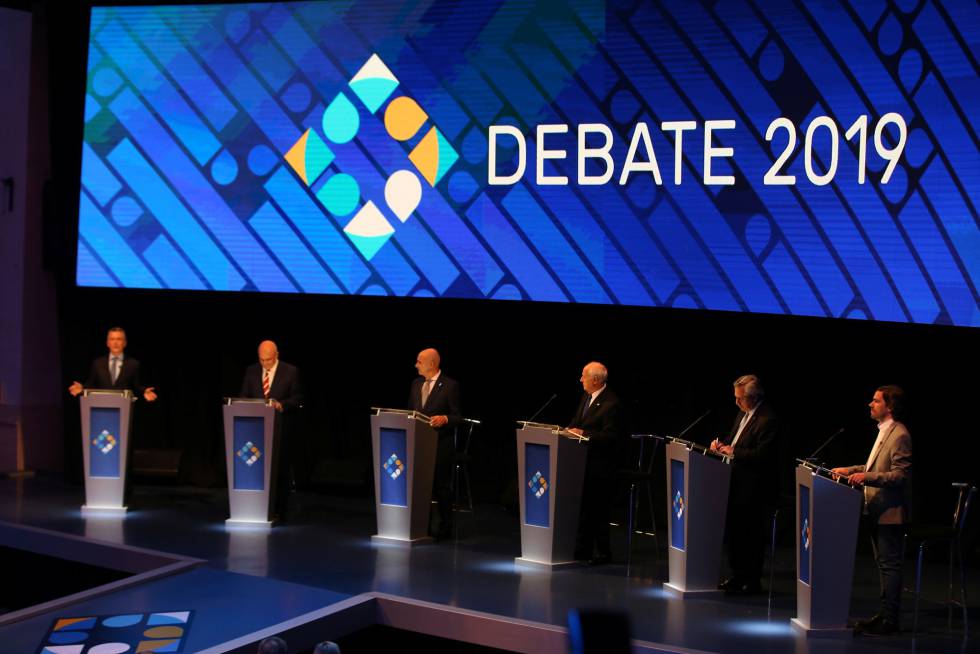 Macri y Fernández se enfrentan en el primer debate presidencial en