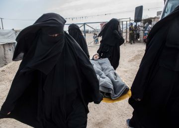 Las mujeres del ISIS imponen su califato en el campo sirio de Al Hol