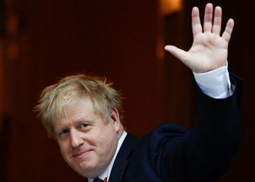 Boris Johnson, este lunes, a la salida de Downing Street.