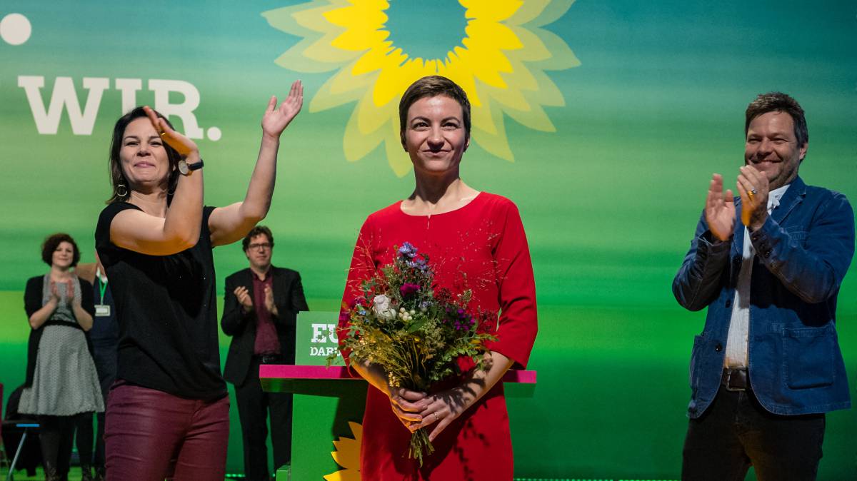 Ska Keller, líder de Los Verdes en el Europarlamento, celebra su designación como cabeza de lista electoral, el pasado noviembre en Leipzig.