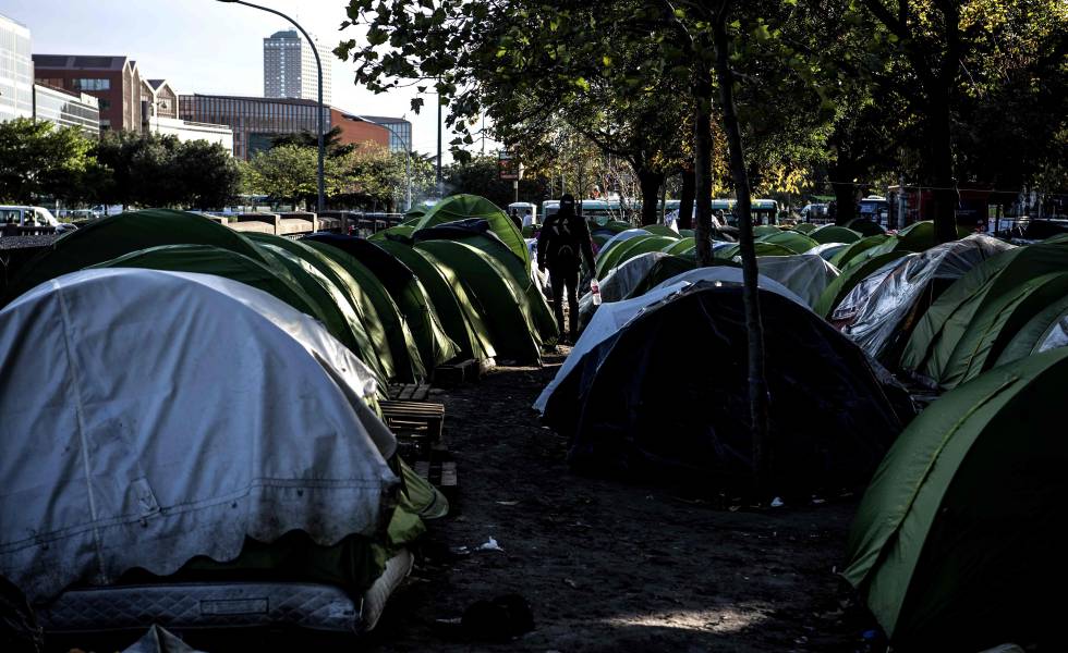 Un campamento de inmigrantes en París, el 18 de octubre