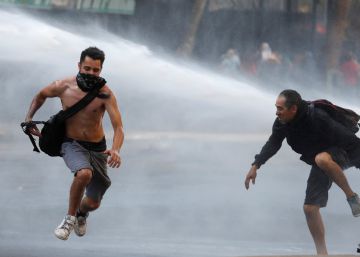 Más de 17.000 detenidos en el mes de protestas en Chile