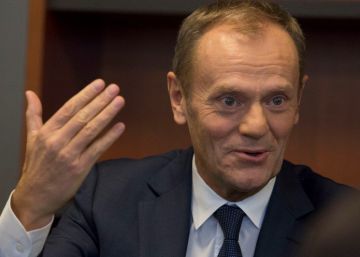 Tusk: “El problema de flirtear con la ultraderecha es que empiezas a pensar igual que ellos”