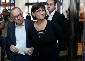 Saskia Esken y Norbert Walter-Borjans, líderes del partido socialdemócrata alemán en la sede del SPD antes de comparecer ante la prensa el jueves. 