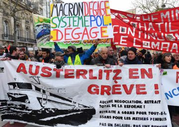 La huelga de transporte en Francia amenaza las Navidades