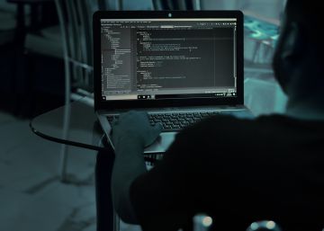 Pena de prisión para un informático que programaba errores para justificar su trabajo