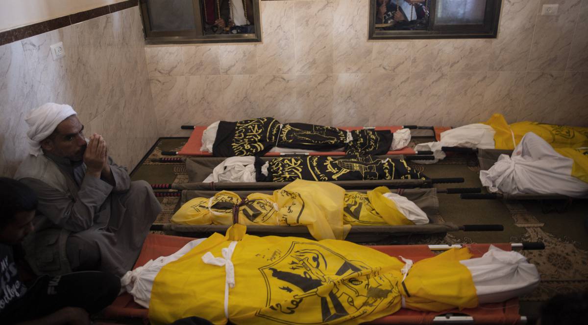 Funeral por las víctimas civiles de un ataque israelí, el 14 de noviembre en Gaza.