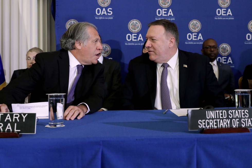 El secretario de Estado estadounidense Mike Pompeo y el secretario general de la OEA Luis Almagro.