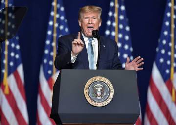 Trump amenaza con atacar 52 objetivos iraníes si Teherán golpea a intereses de Estados Unidos