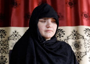 Unos asaltantes dejan ciega a una policía afgana