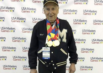 La ‘magia’ de Facebook devuelve una cazadora de 70 años a su dueño