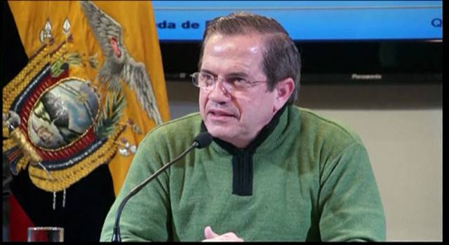 Morales vuela a La Paz tras la crisis diplomática por el ‘caso Snowden’
