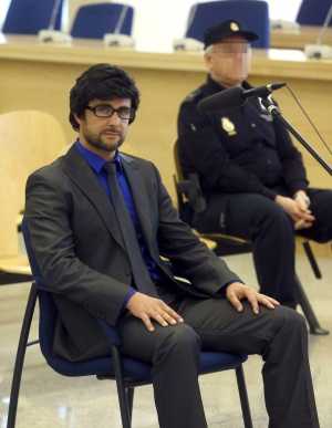 Hervé Falciani, con peluca y gafas, en la vista de su extradición a Suiza, el pasado lunes.