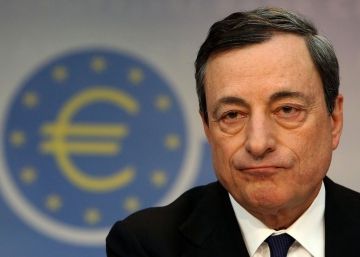 Draghi desenfunda sin disparar