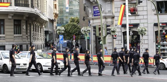 La proclamación de Felipe VI se vive en los balcones de Madrid
