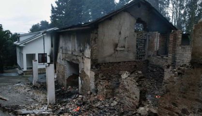 Casas quemadas en El Franco. 