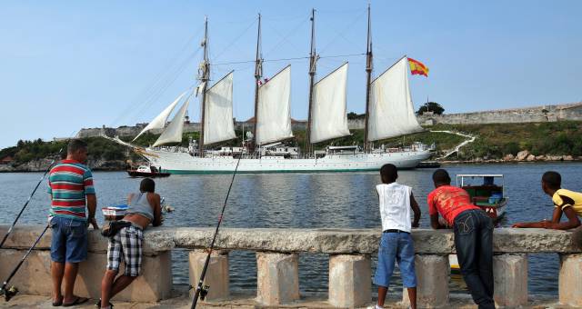 The ‘Juan Sebastián Elcano’ in Havana.