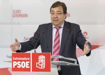 Vara sugiere dejar escaños del PSOE vacíos en la investidura
