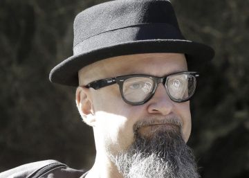 El l&iacute;der de Def Con Dos, C&eacute;sar Strawberry. 