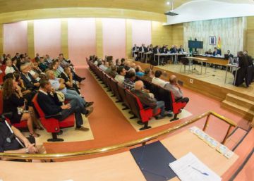 Vista del salón de actos donde se celebra el juicio del 'caso Alhambra'.