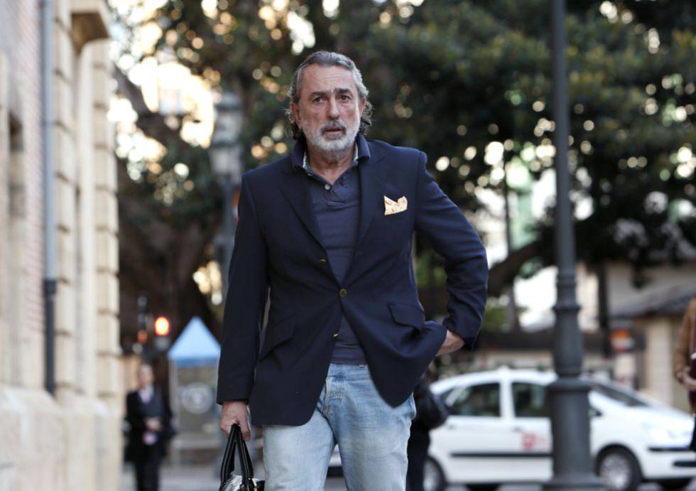 Correa decide devolver al Estado los 22 millones que tiene en Suiza