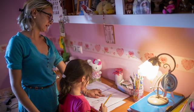 Con deberes a los cinco años