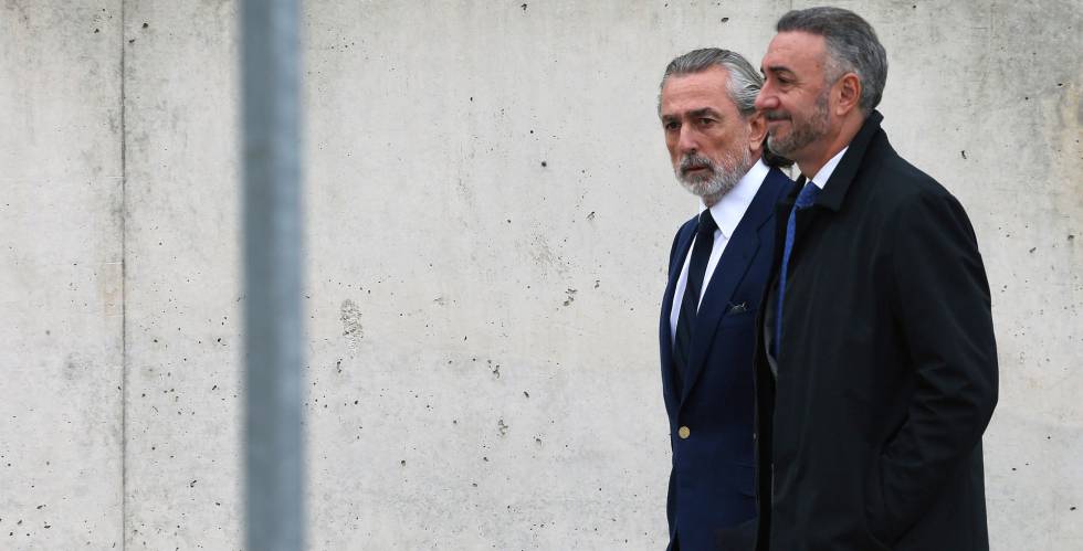 Él me miraba, yo le miraba