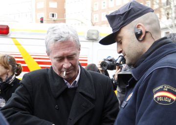 Verstrynge, identificado durante una protesta contra S&aacute;enz de Santamara, en abril de 2013 en Madrid.
