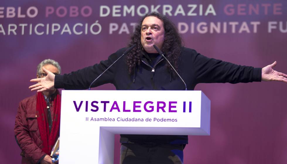 Fernando Barredo de Valenzuela, durante su intervención en el congreso de Vistalegre.
