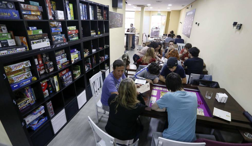 spanish games number Spain: Board are Madrid cafés café game there where in The