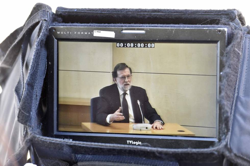 El presidente del Gobierno, Mariano Rajoy, declara ante la Audiencia Nacional.