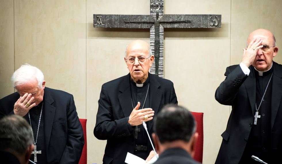 El cardenal, arzobispo de Valladolid y presidente de la Conferencia Episcopal Española, Ricardo Blázquez  durante la CX Asamblea Plenaria de la Conferencia Episcopal.