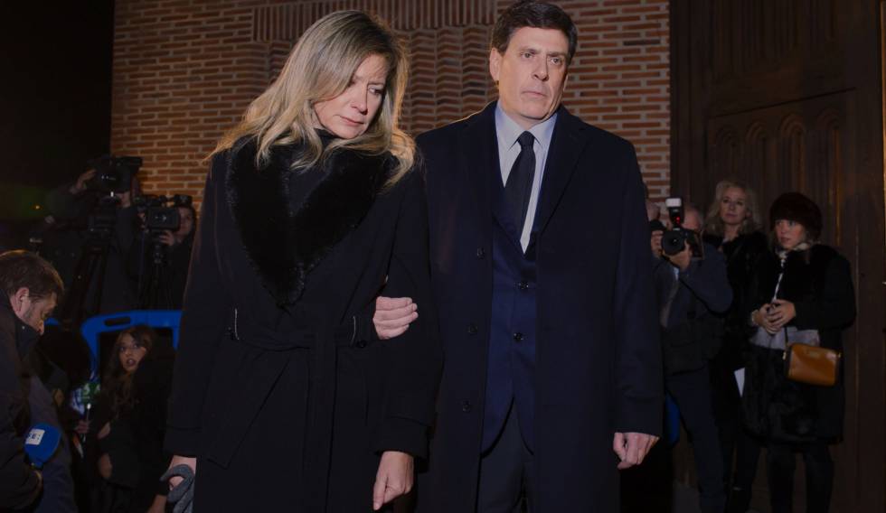 Los padres de Diana Quer este miércoles en el funeral por su hija.