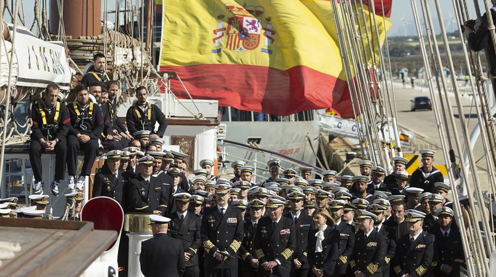 Los Reyes Felipe y Juan Carlos celebran en ‘Elcano’ el V centenario de