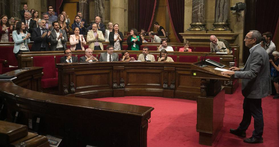 Joan Coscubiela interviene en el Pleno del 7 de septiembre de 2017 del Parlament.