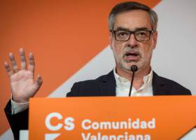 Sánchez no concreta sus planes al comité federal sobre cuándo convocaría elecciones
