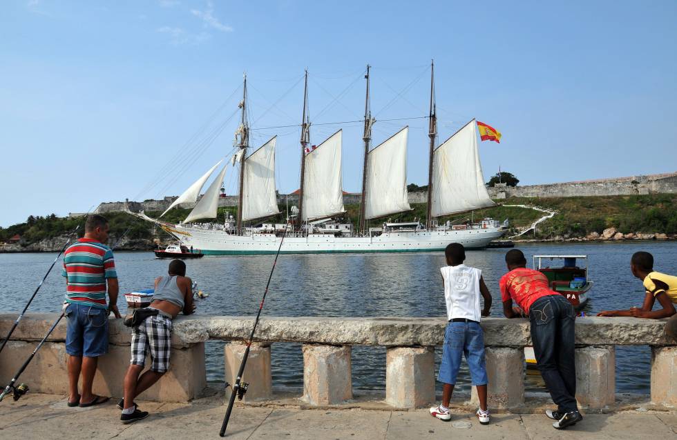 El buque Juan Sebastián Elcano durante una visita a La Habana (Cuba) en 2012.rn