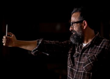 El ilustrador español que nació con un lápiz en la boca y pinta mucho en la prensa estadounidense