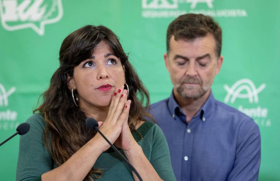 Teresa Rodríguez y Antonio Maíllo, responsables de Adelante Andalucía en Sevilla.